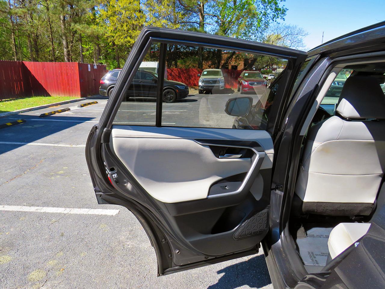 Toyota RAV4 Hybrid Limited AWD (Natl) 2019