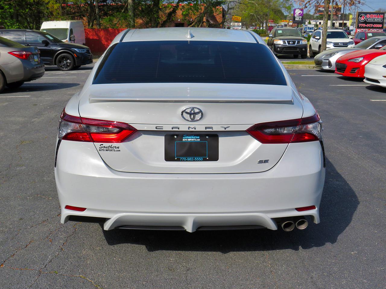 Toyota Camry SE Auto (Natl) 2022