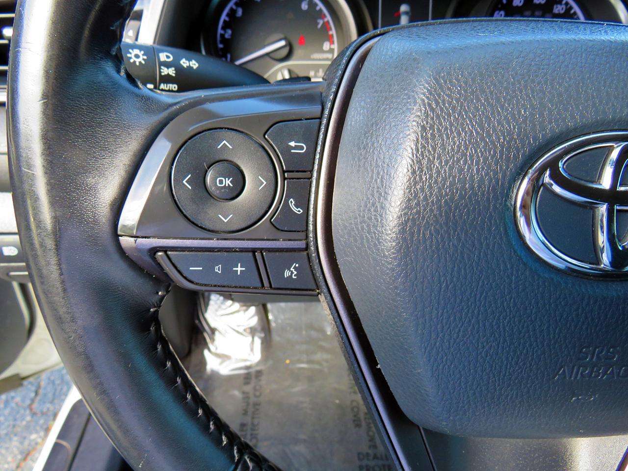 Toyota Camry SE Auto (Natl) 2022