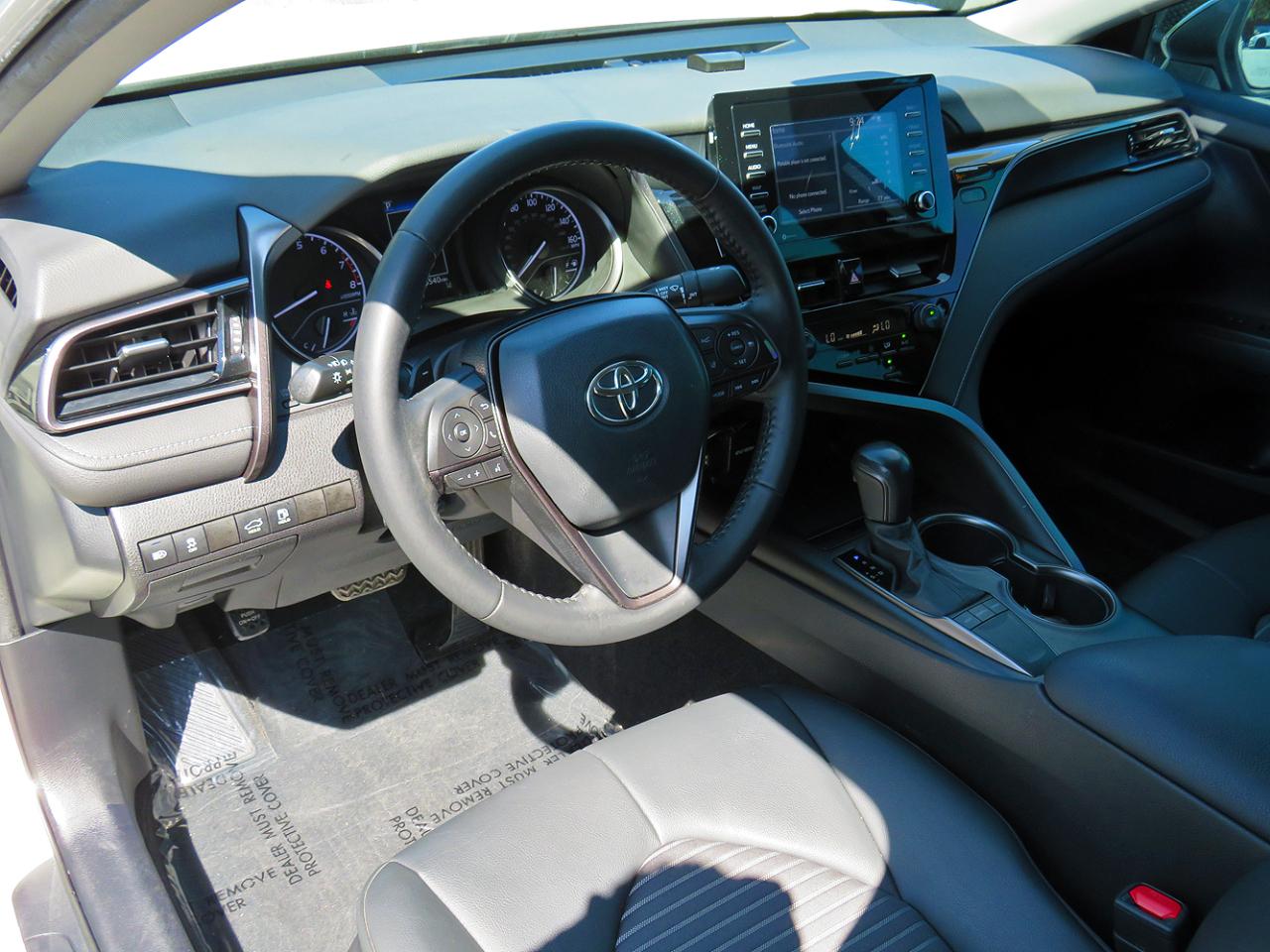Toyota Camry SE Nightshade Auto (Natl) 2022