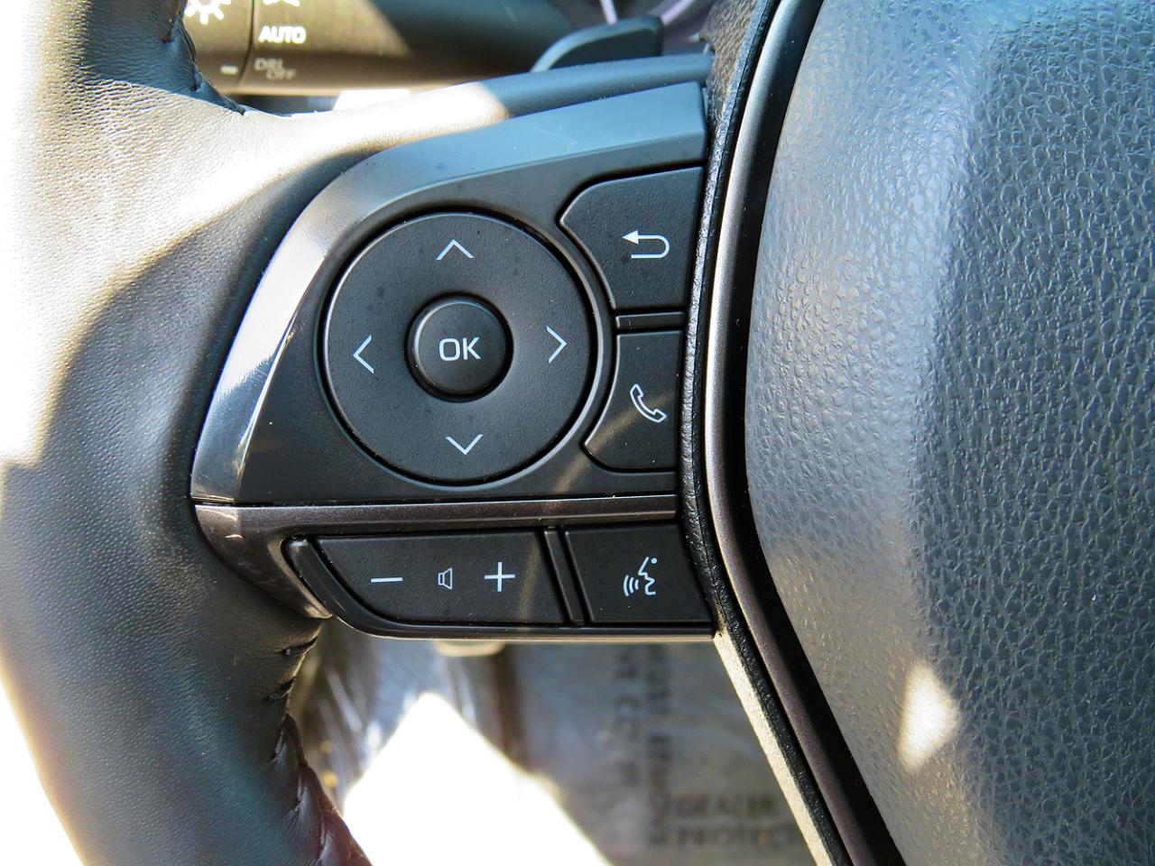 Toyota Camry SE Nightshade Auto (Natl) 2022