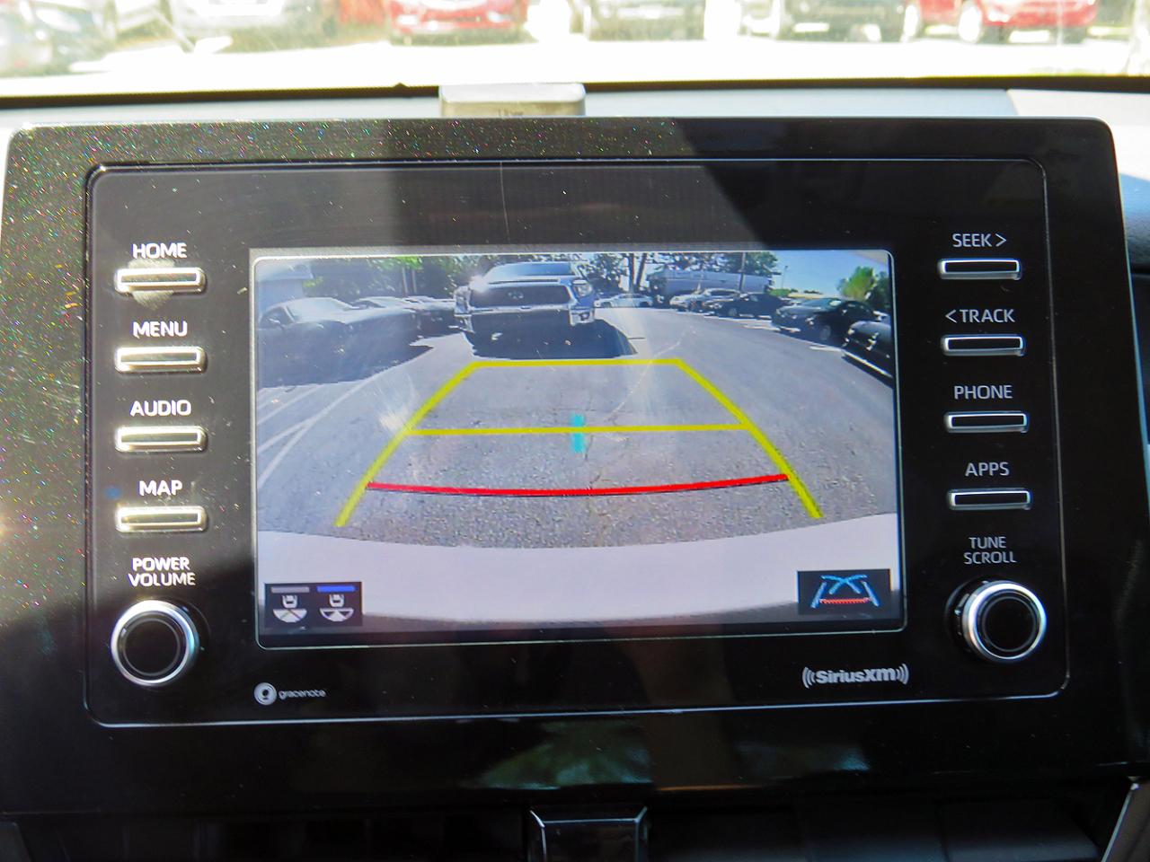 Toyota Camry SE Nightshade Auto (Natl) 2022