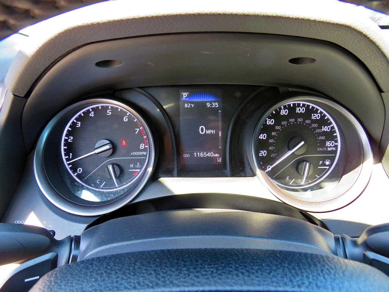 Toyota Camry SE Nightshade Auto (Natl) 2022