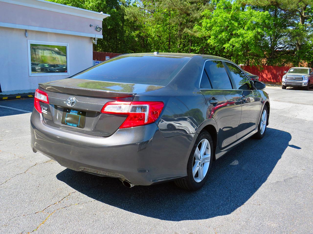 Toyota Camry 4dr Sdn I4 Auto SE Sport Limited Edition (Natl) 2012