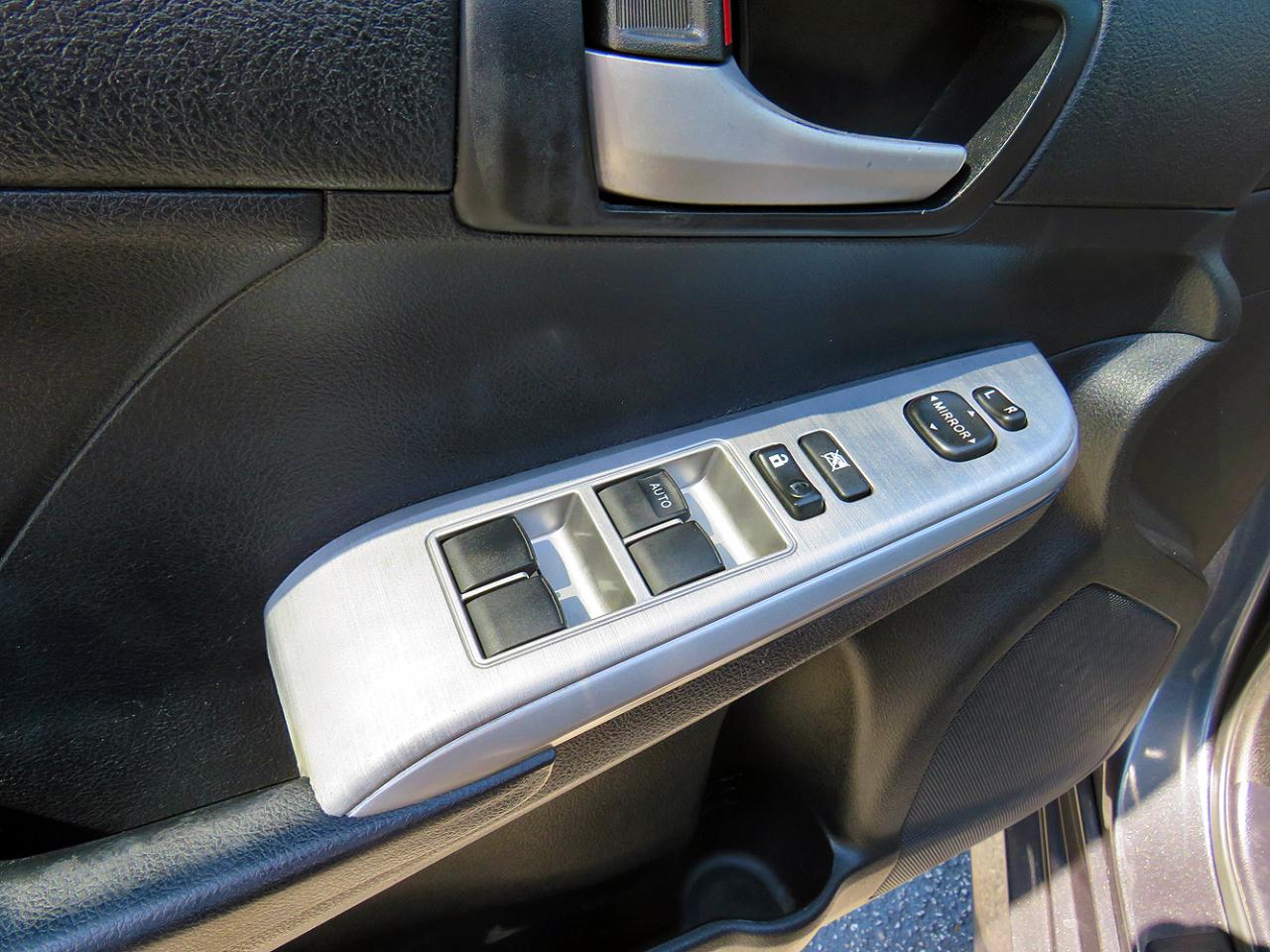 Toyota Camry 4dr Sdn I4 Auto SE Sport Limited Edition (Natl) 2012