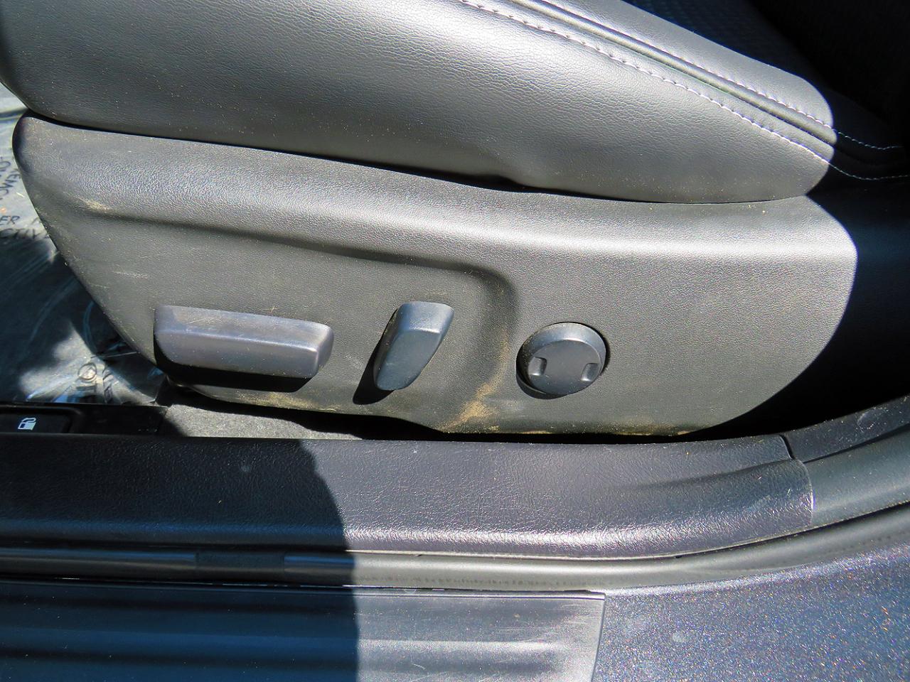 Toyota Camry 4dr Sdn I4 Auto SE Sport Limited Edition (Natl) 2012