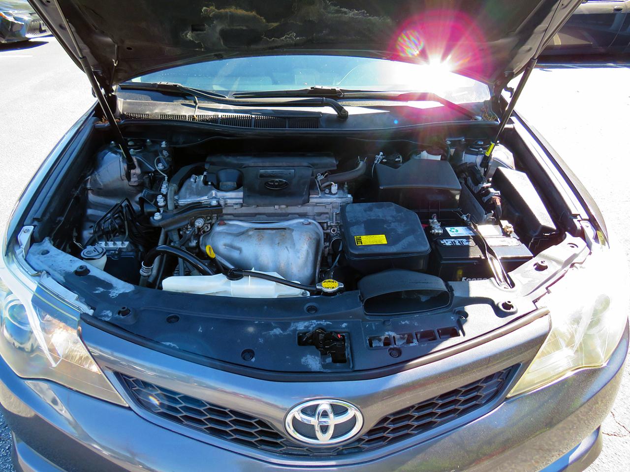 Toyota Camry 4dr Sdn I4 Auto SE Sport Limited Edition (Natl) 2012