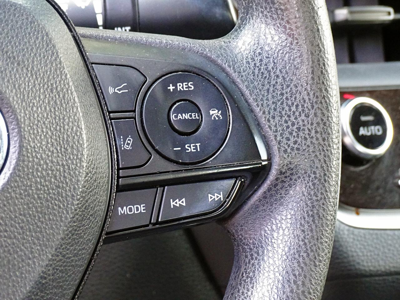 Toyota Corolla Hybrid LE CVT (Natl) 2020