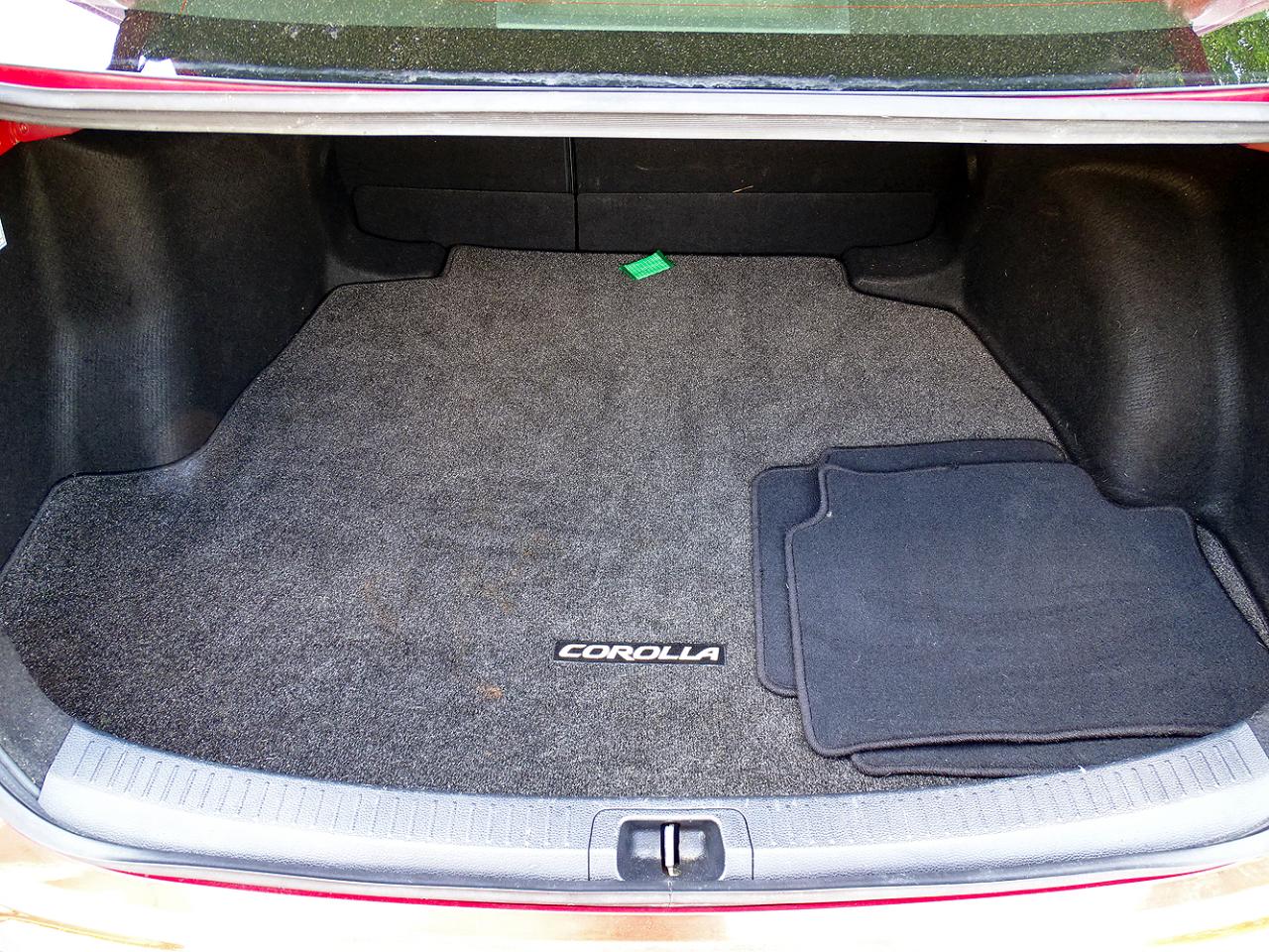 Toyota Corolla Hybrid LE CVT (Natl) 2020