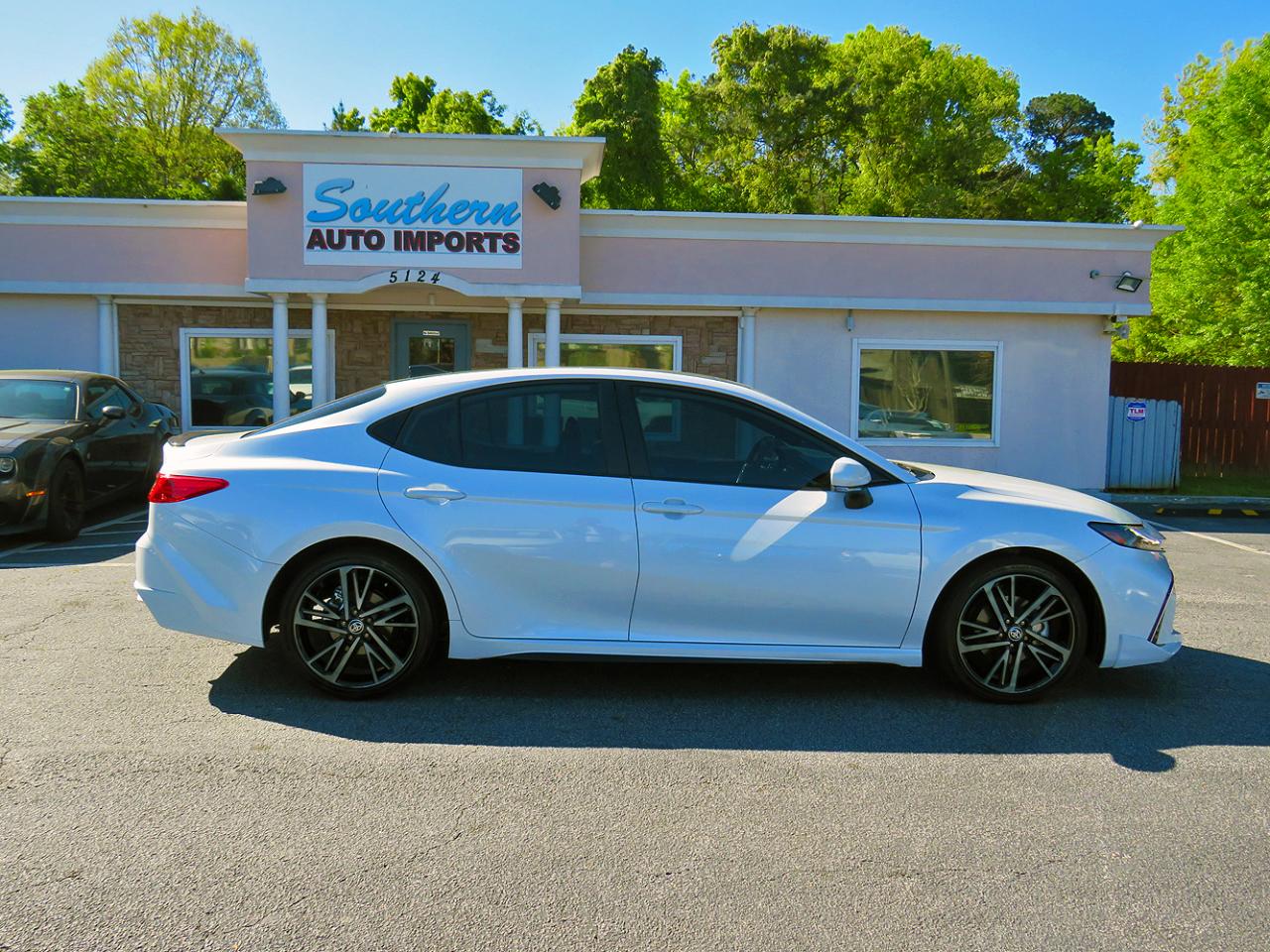 Toyota Camry Hybrid XSE Auto 2025