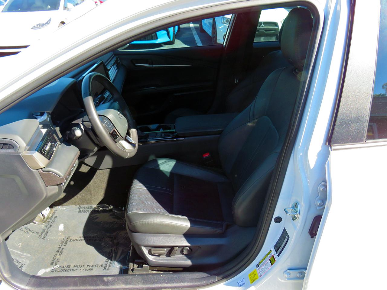 Toyota Camry Hybrid XSE Auto 2025