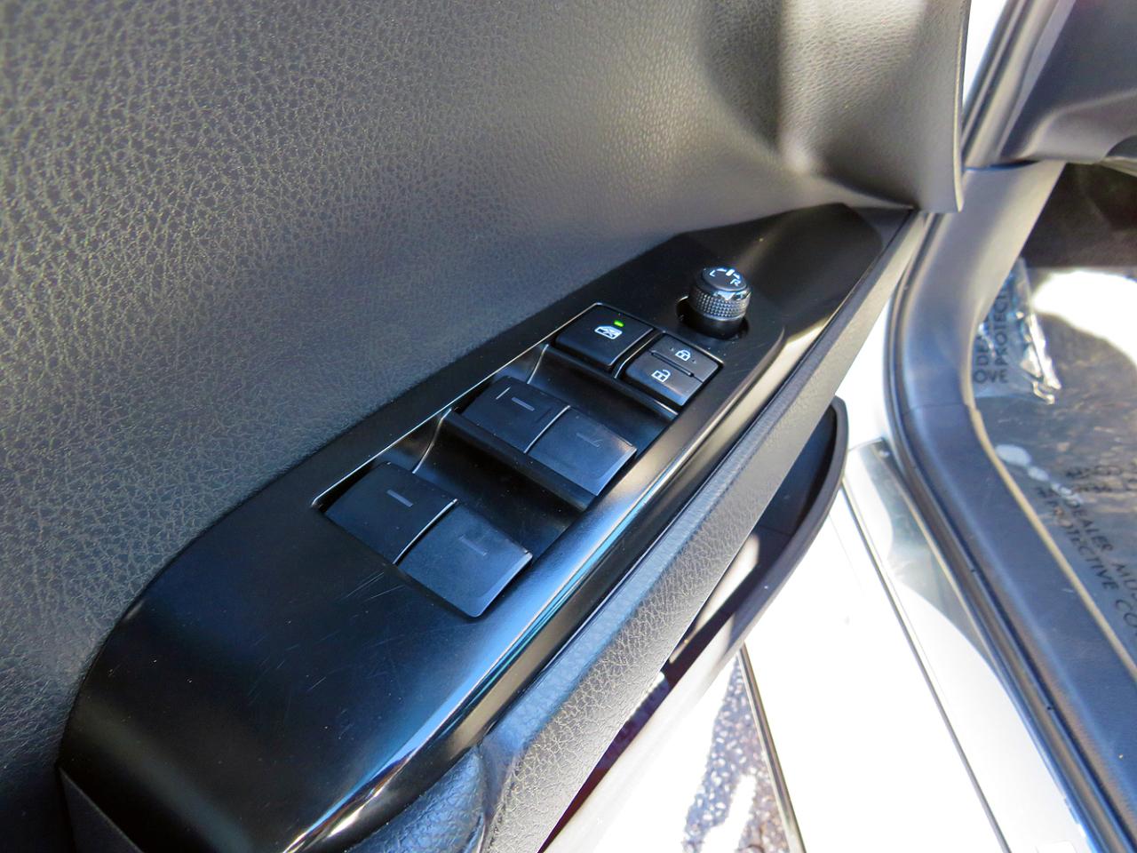 Toyota Camry Hybrid XSE Auto 2025