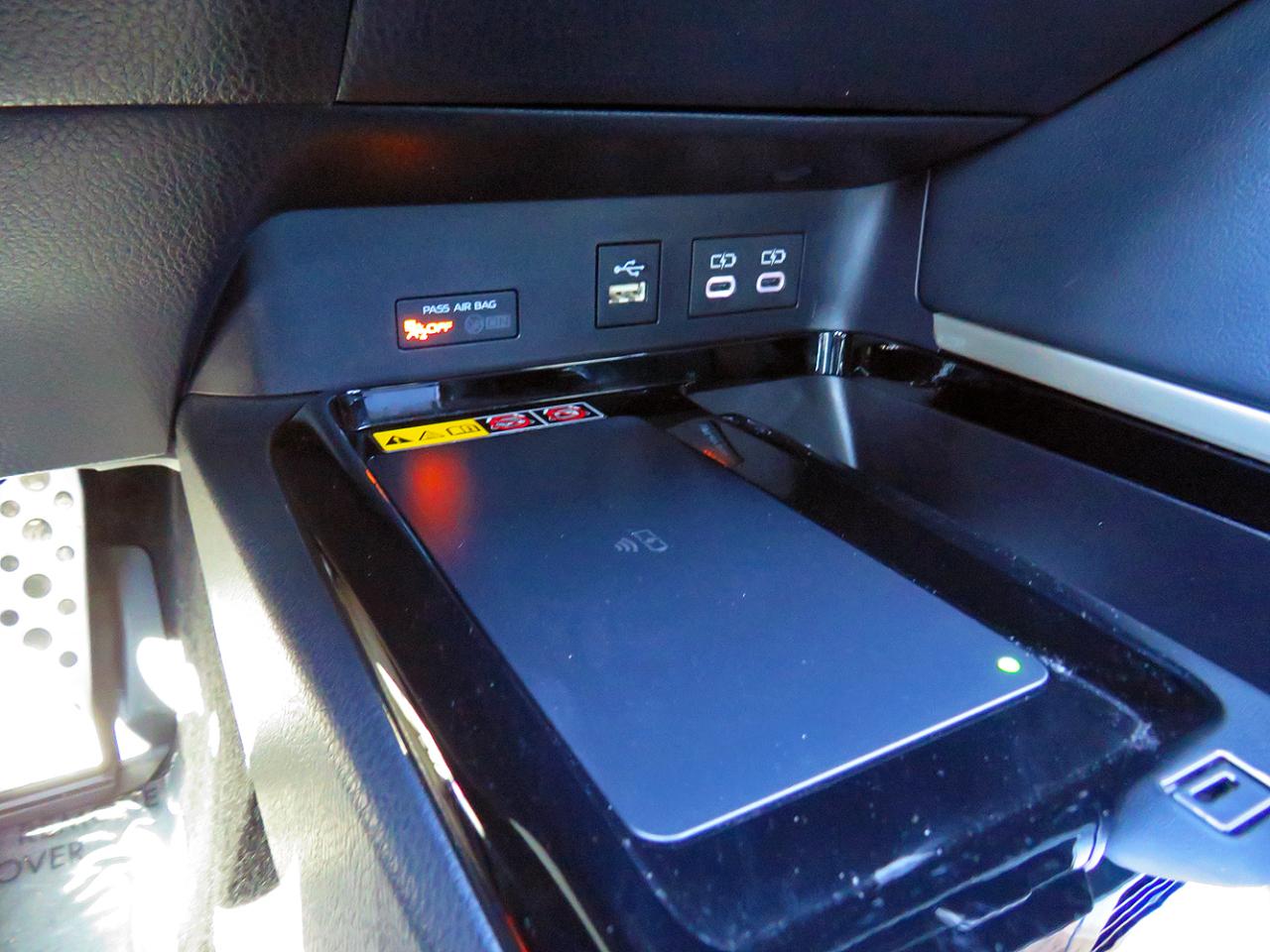 Toyota Camry Hybrid XSE Auto 2025