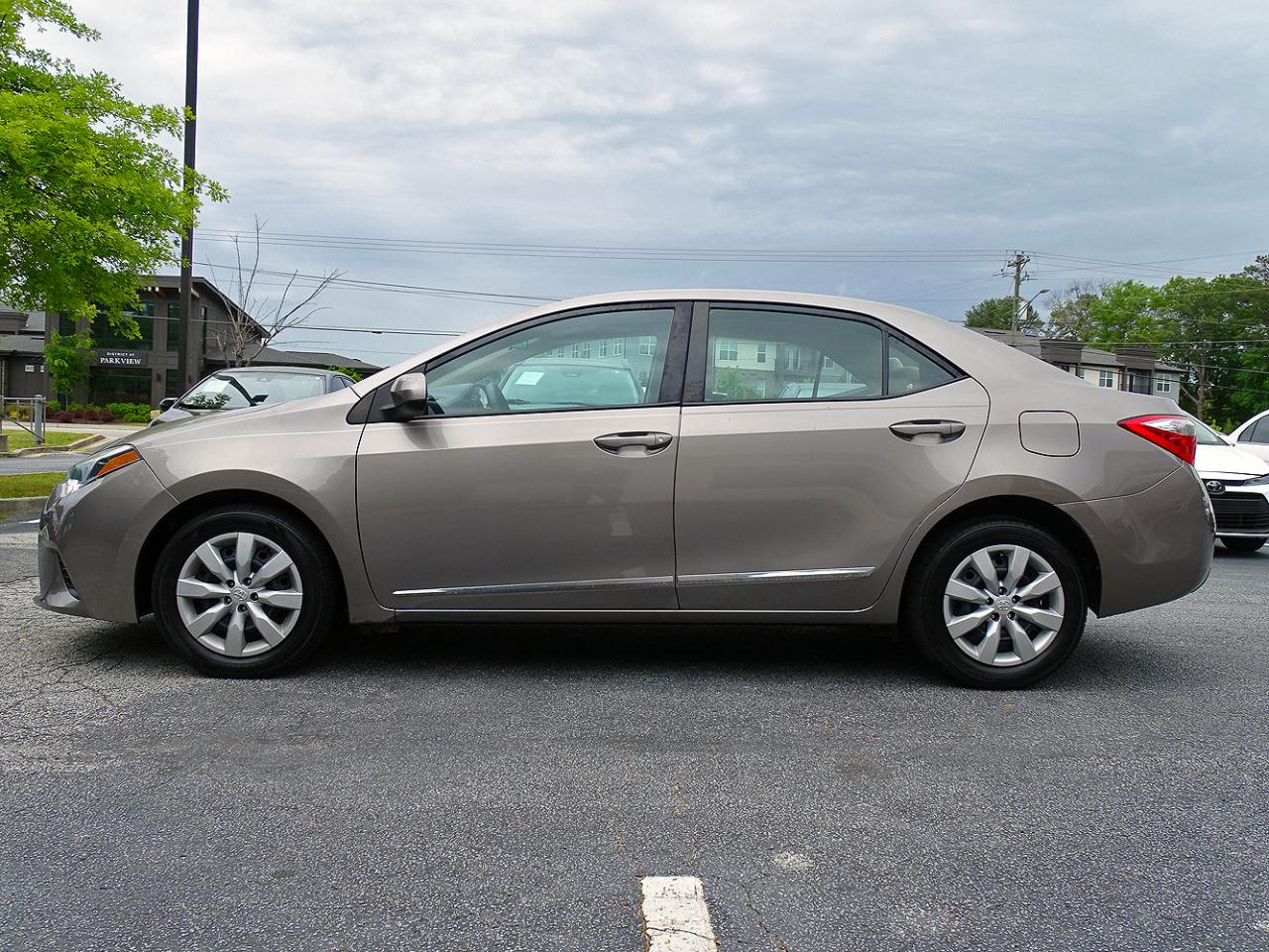 Toyota Corolla 4dr Sdn CVT LE Premium (Natl) 2014