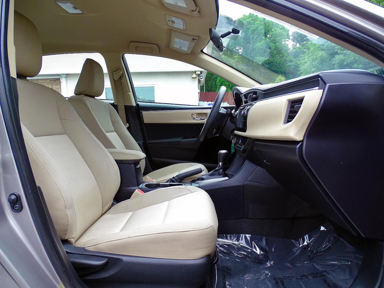 Toyota Corolla 4dr Sdn CVT LE Premium (Natl) 2014