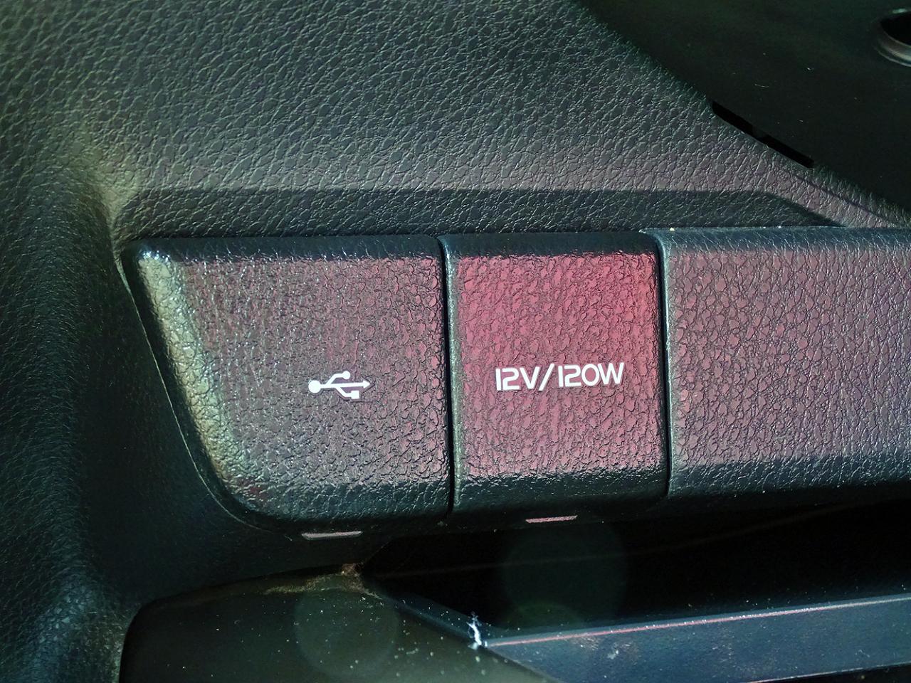 Toyota Camry LE Auto (Natl) 2023