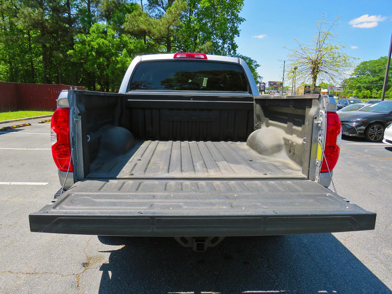 Toyota Tundra 4WD SR5 CrewMax 5.5' Bed 5.7L FFV (Natl) 2021