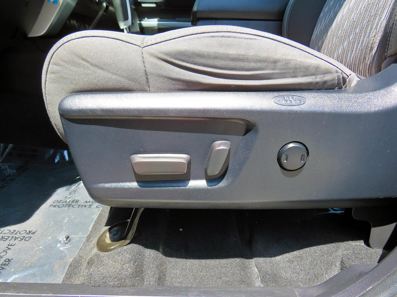 Toyota Tundra 4WD SR5 CrewMax 5.5' Bed 5.7L FFV (Natl) 2021