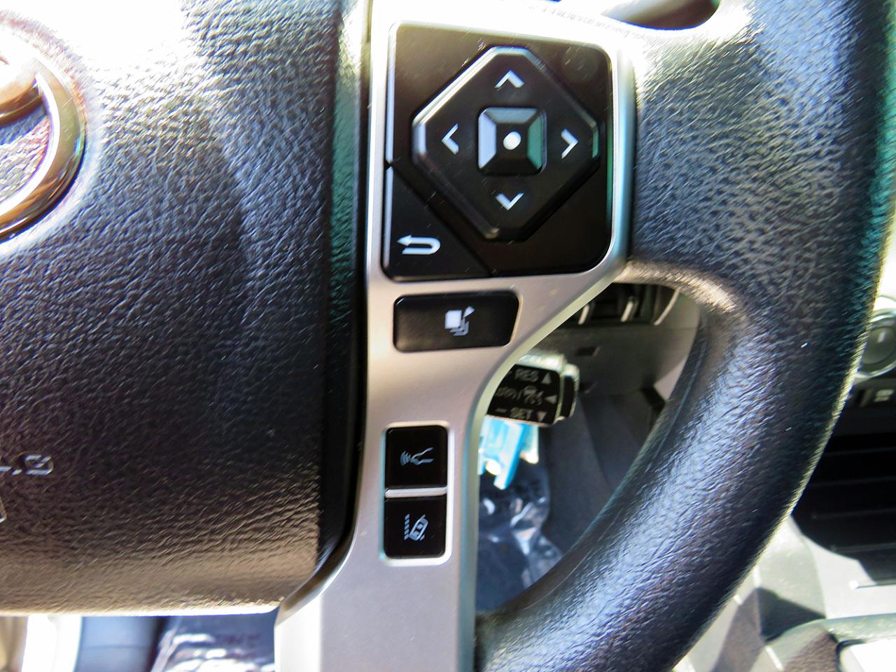 Toyota Tundra 4WD SR5 CrewMax 5.5' Bed 5.7L FFV (Natl) 2021