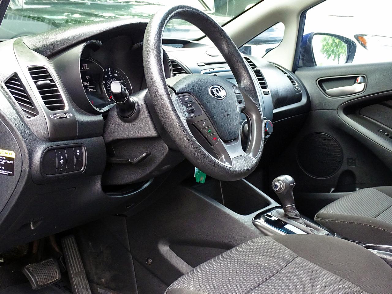 Kia Forte LX Auto 2017