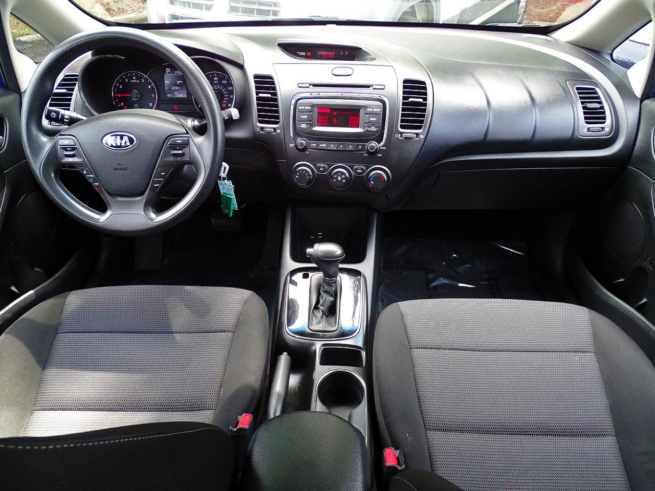 Kia Forte LX Auto 2017