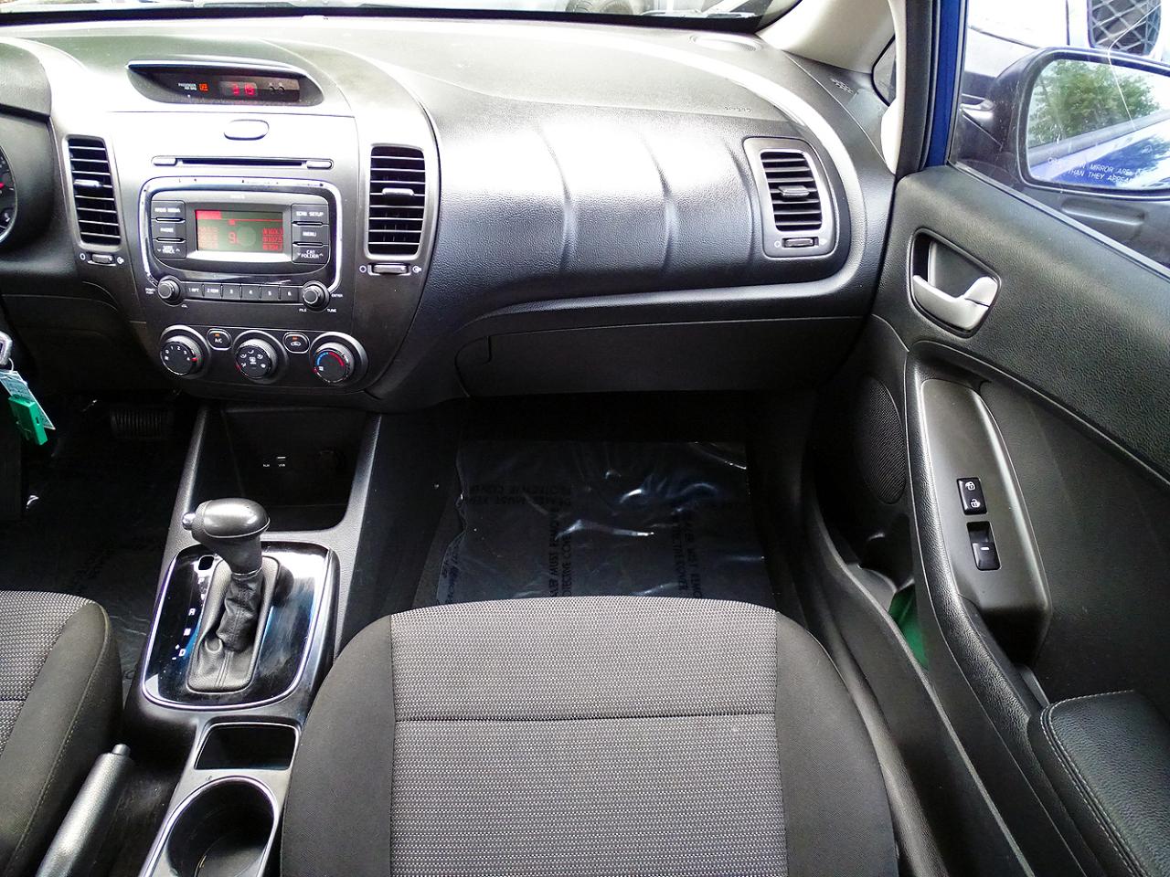 Kia Forte LX Auto 2017