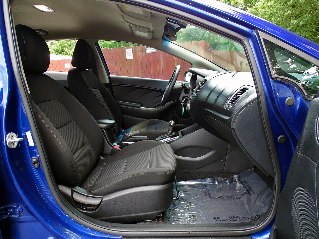 Kia Forte LX Auto 2017
