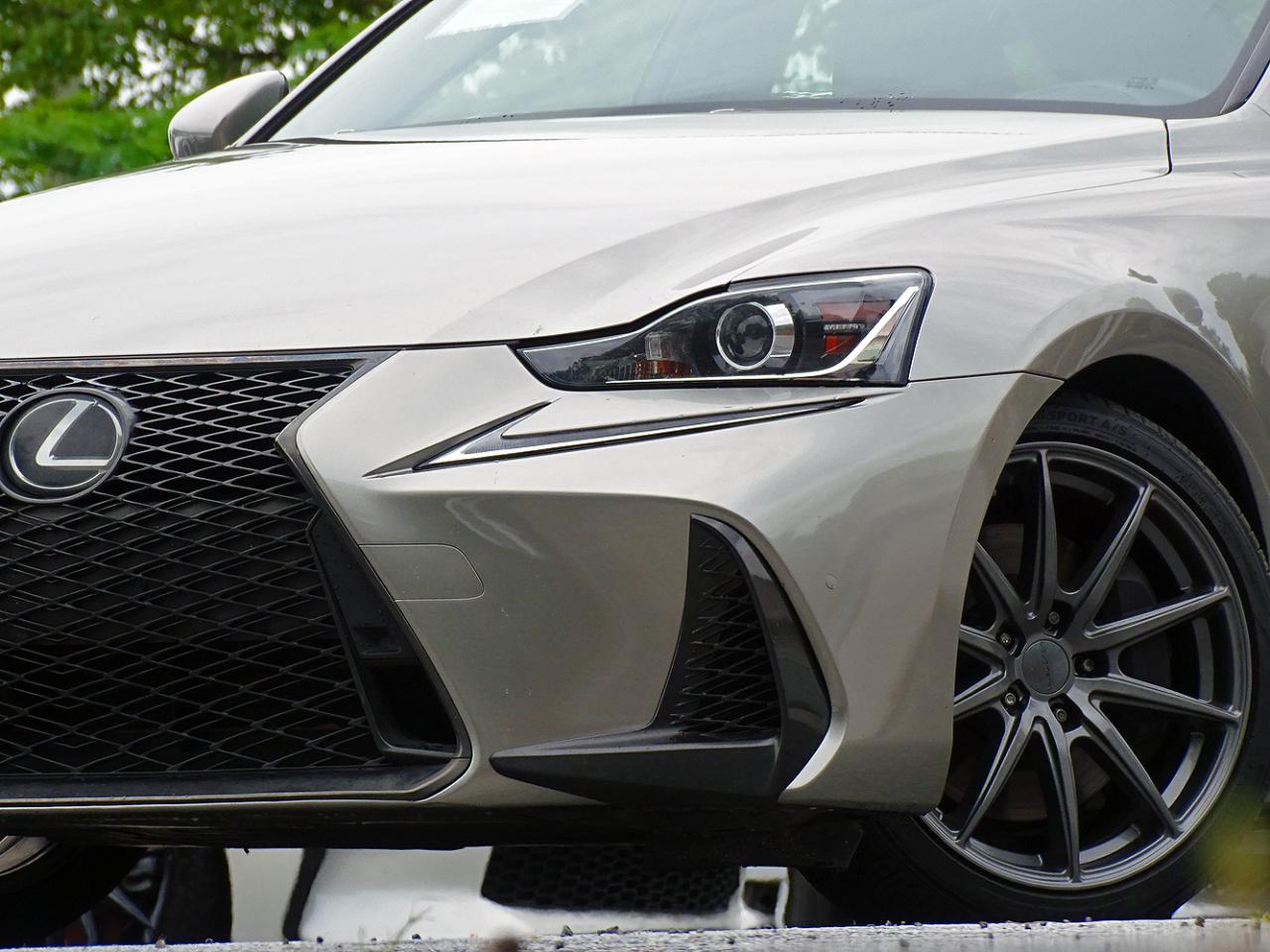 Lexus IS IS 300 F Sport RWD 2018