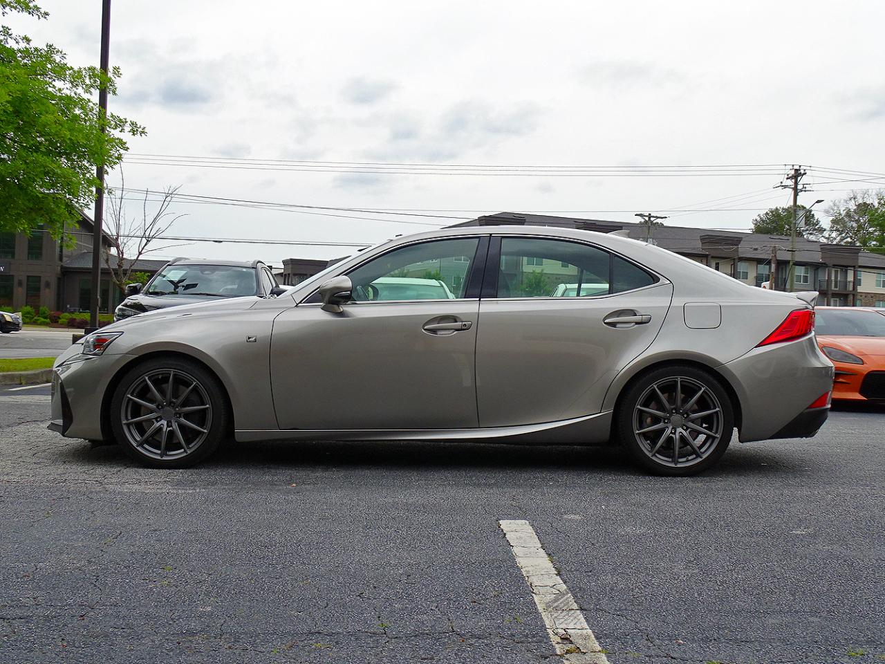 Lexus IS IS 300 F Sport RWD 2018