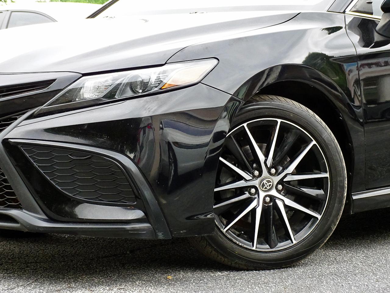 Toyota Camry SE Auto (Natl) 2022