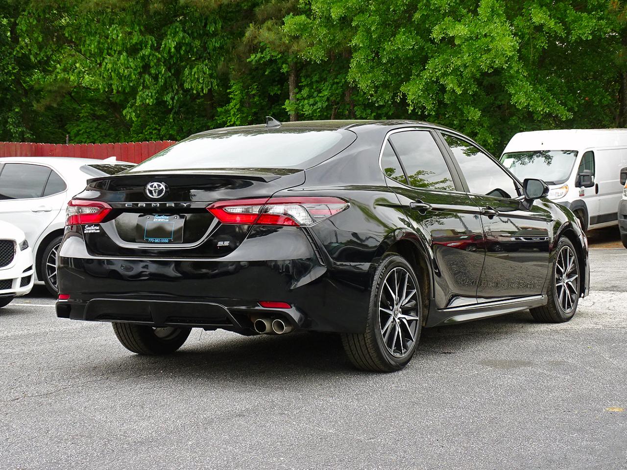 Toyota Camry SE Auto (Natl) 2022