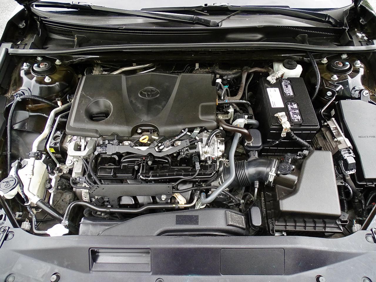 Toyota Camry SE Auto (Natl) 2022