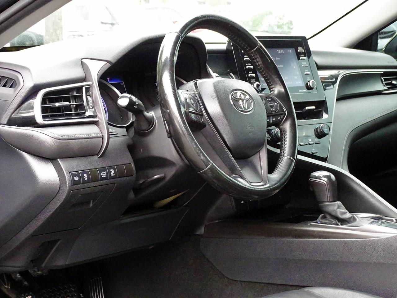 Toyota Camry SE Auto (Natl) 2022