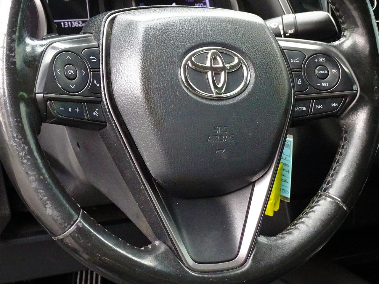 Toyota Camry SE Auto (Natl) 2022