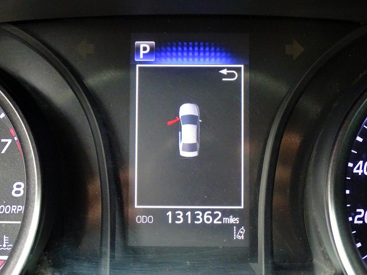 Toyota Camry SE Auto (Natl) 2022