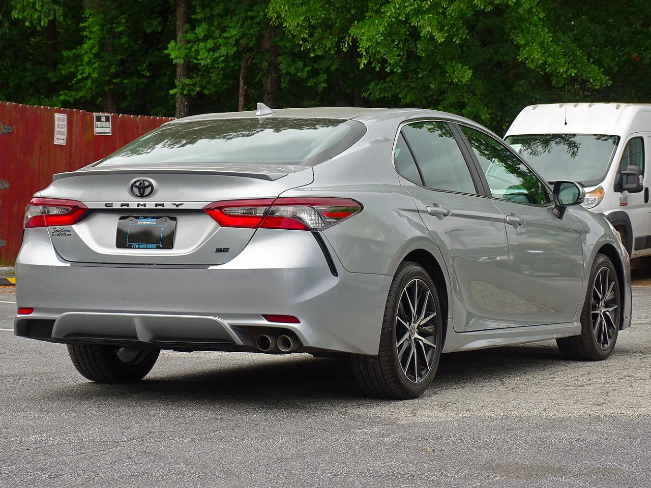 Toyota Camry SE Auto (Natl) 2024