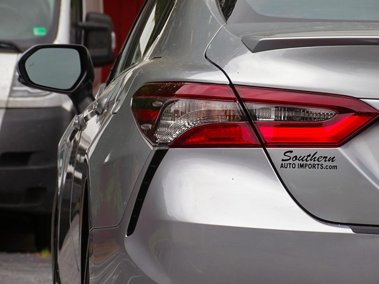 Toyota Camry SE Auto (Natl) 2024