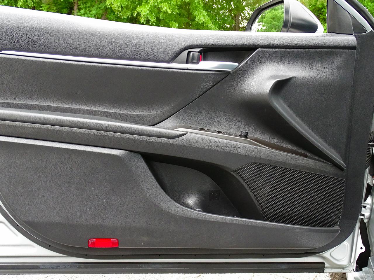 Toyota Camry SE Auto (Natl) 2024