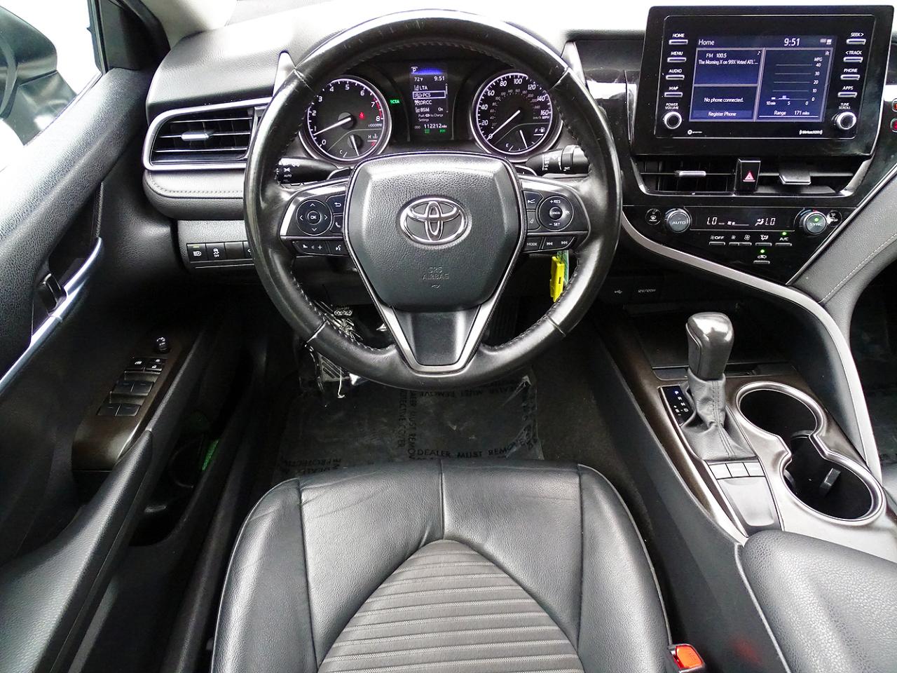 Toyota Camry SE Auto (Natl) 2024