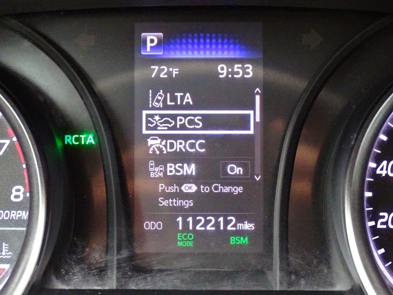 Toyota Camry SE Auto (Natl) 2024