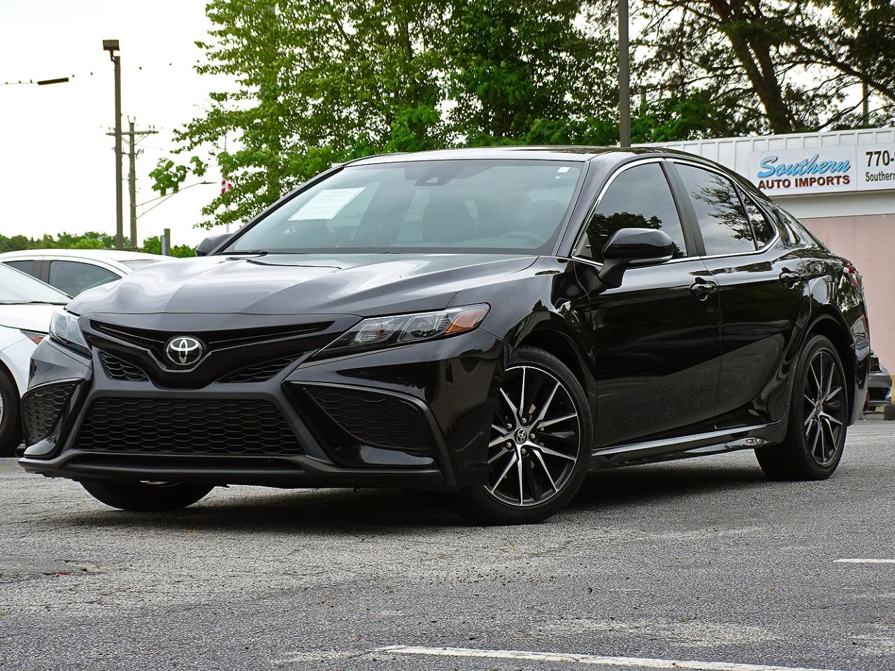 Toyota Camry SE Auto (Natl) 2022