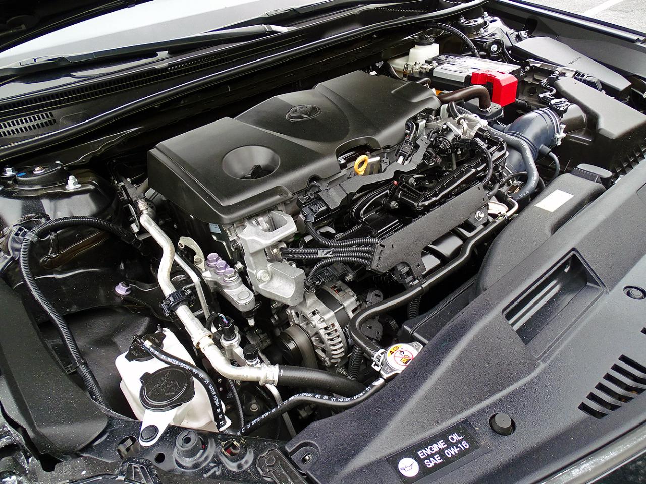 Toyota Camry SE Auto (Natl) 2022