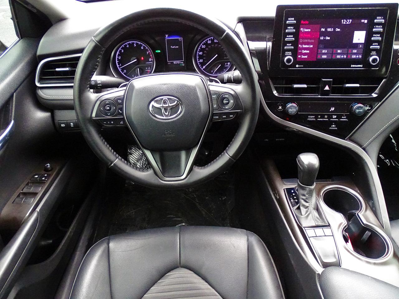 Toyota Camry SE Auto (Natl) 2022