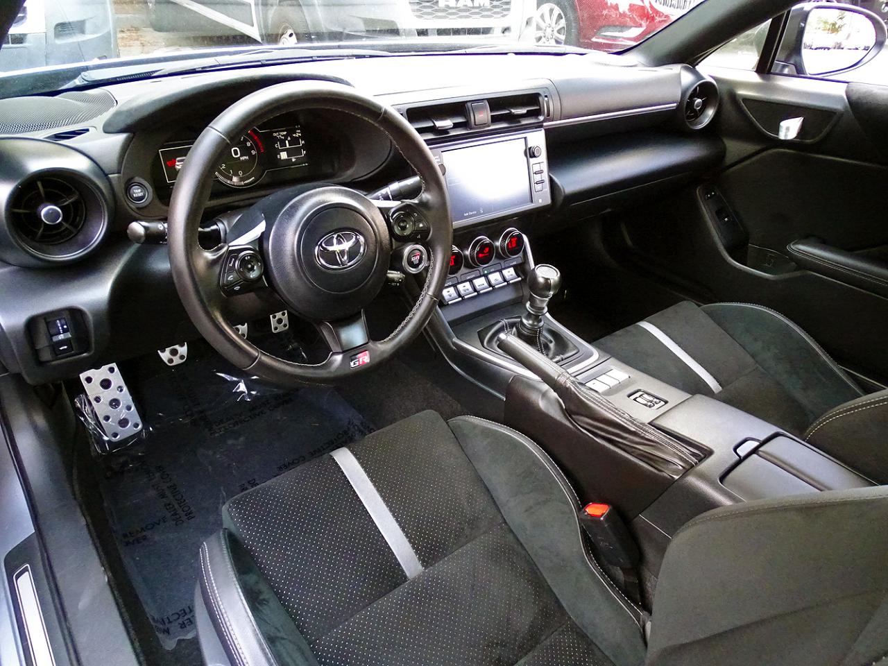 Toyota GR86 Premium Manual (Natl) 2024