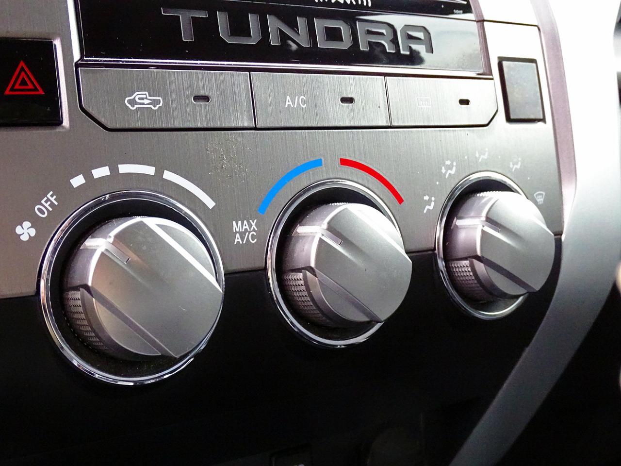 Toyota Tundra 4WD SR5 CrewMax 5.5' Bed 5.7L (Natl) 2017