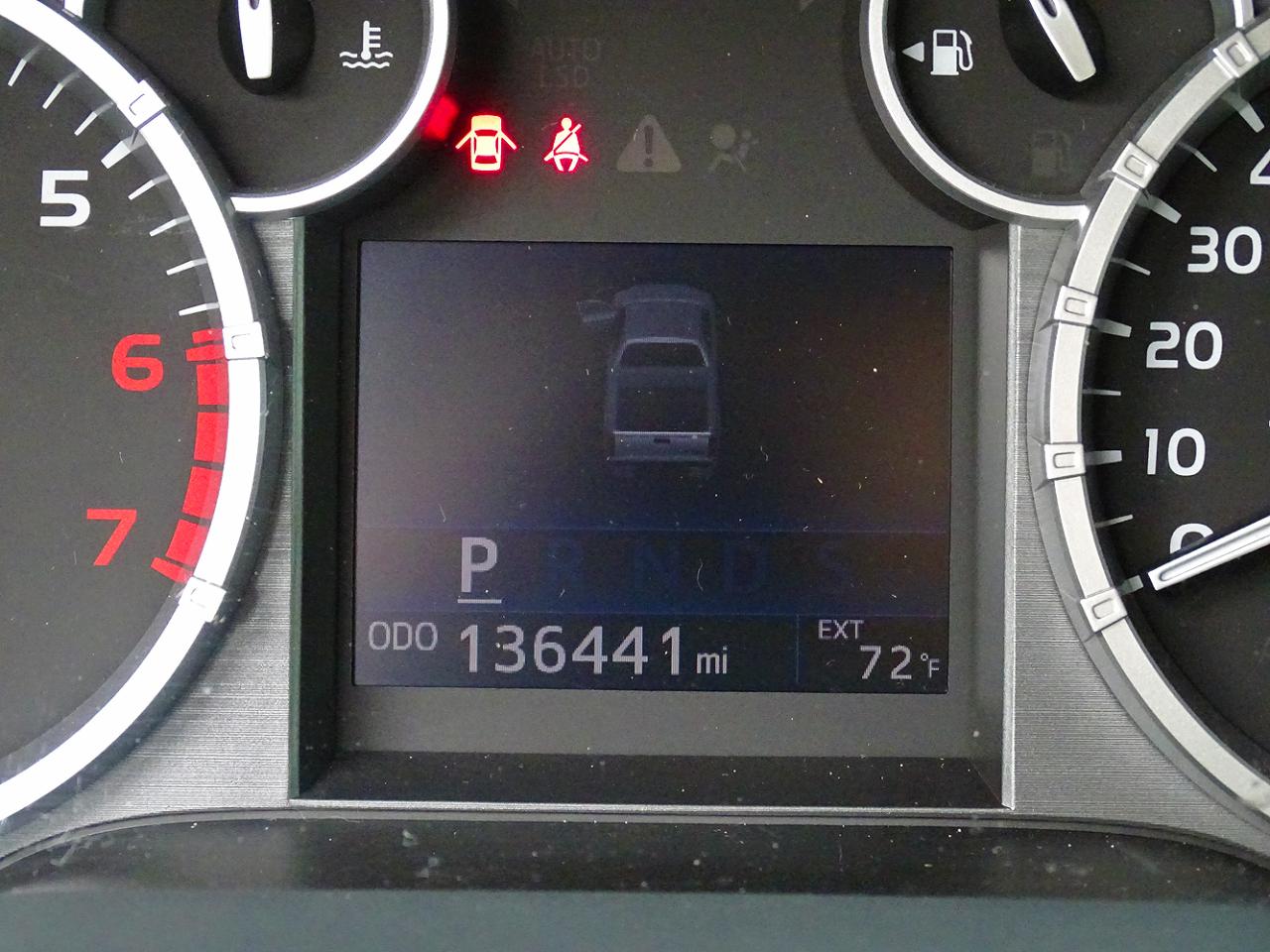Toyota Tundra 4WD SR5 CrewMax 5.5' Bed 5.7L (Natl) 2017
