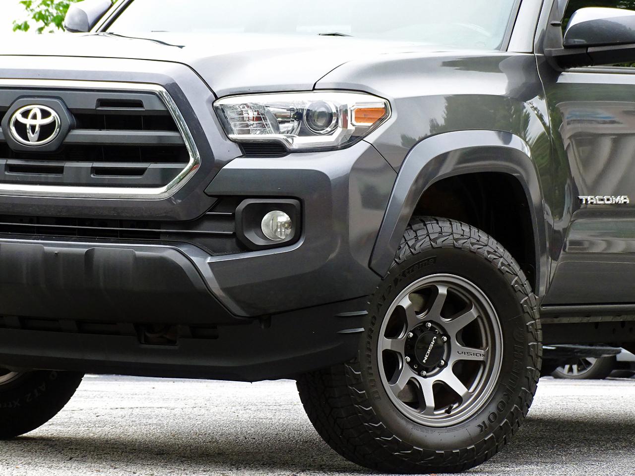 Toyota Tacoma 4WD Double Cab V6 AT TRD Off Road (Natl) 2016