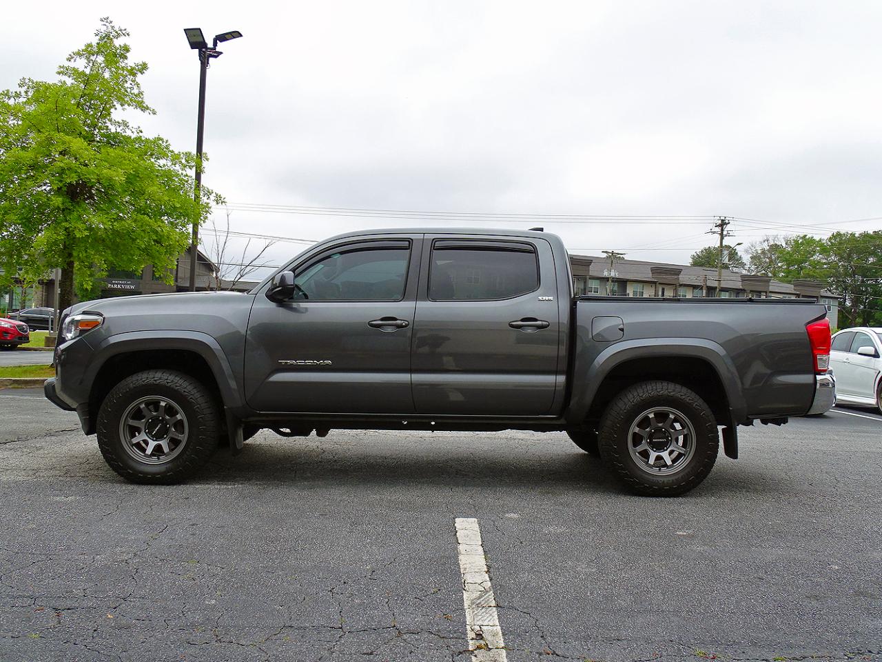 Toyota Tacoma 4WD Double Cab V6 AT TRD Off Road (Natl) 2016
