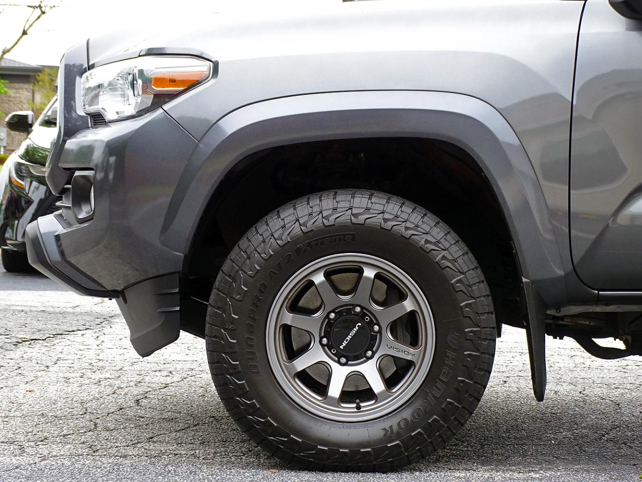 Toyota Tacoma 4WD Double Cab V6 AT TRD Off Road (Natl) 2016