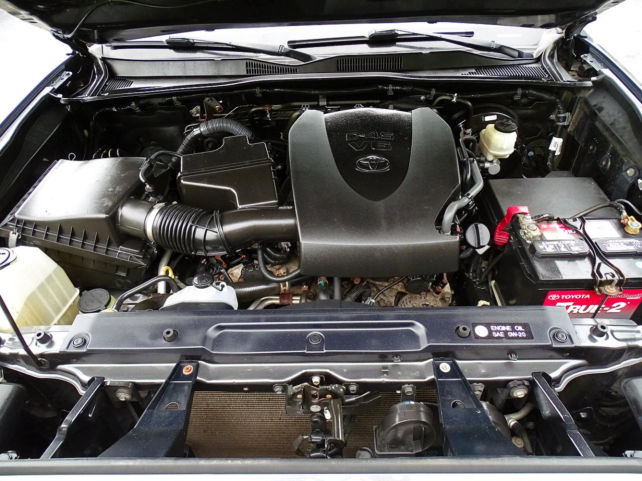 Toyota Tacoma 4WD Double Cab V6 AT TRD Off Road (Natl) 2016